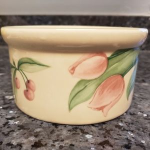 Pfaltzgraff "garden party" butter tub